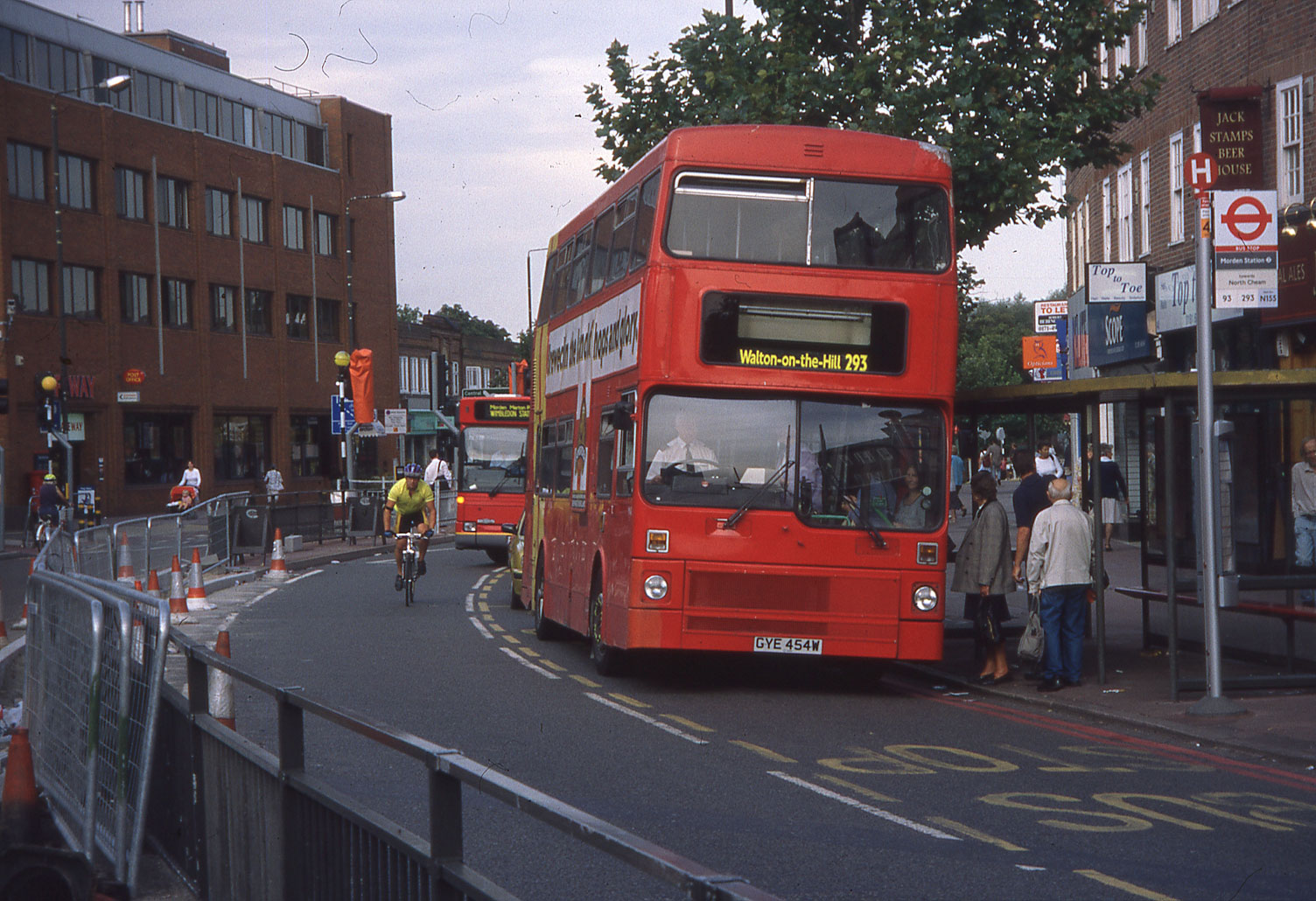 London Bus Route 293 London Bus Route 293